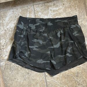 Athleta Mesh Racer Shorts in Camouflage